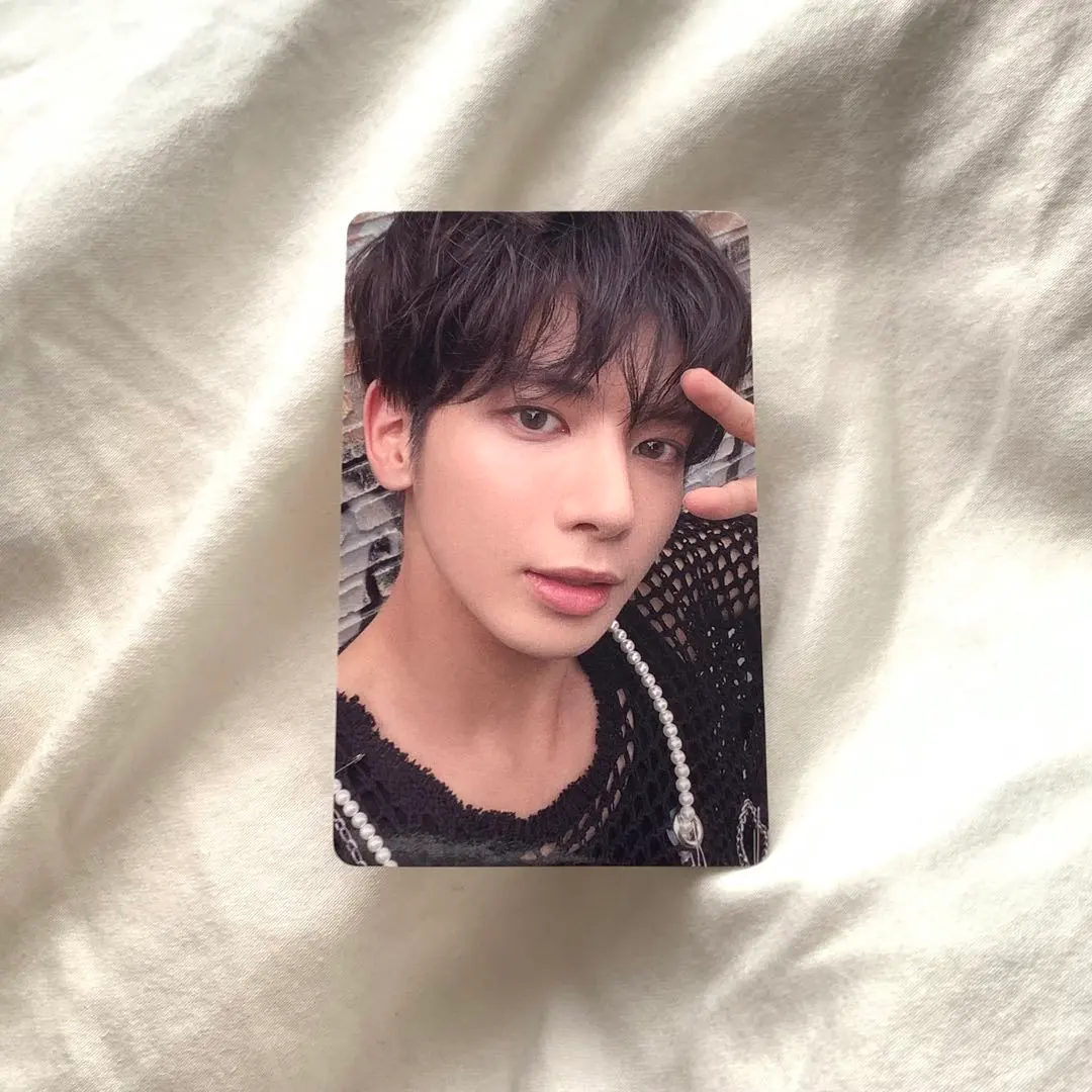 TXT FREEFALL 環球影城特典 小卡 泰亨 的縮圖