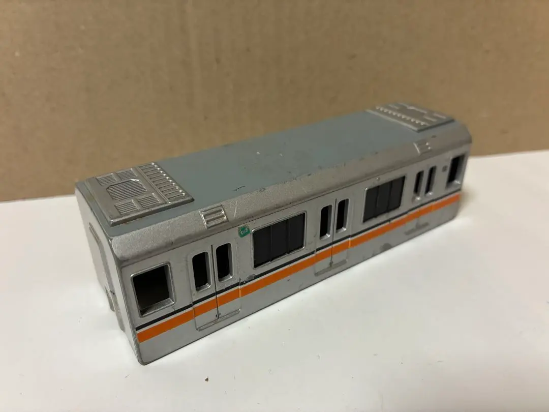 Thumbnail of Plarail: Lighted Tokyo Metro Ginza Line 01 Series Intermediate Car Body Only