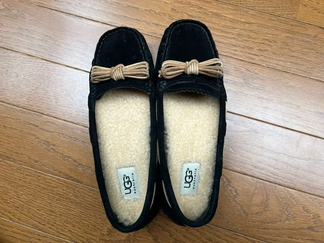 UGG アグ MEENA ミーナ 26cm モカシン スリッポン ローファー