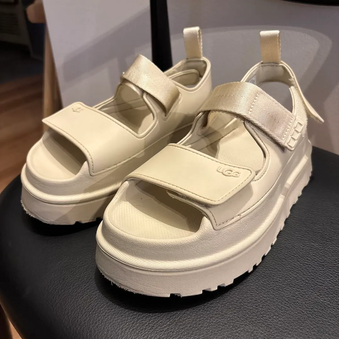 UGG 金色光芒厚底涼鞋 GoldenGlow/1152685 的縮圖