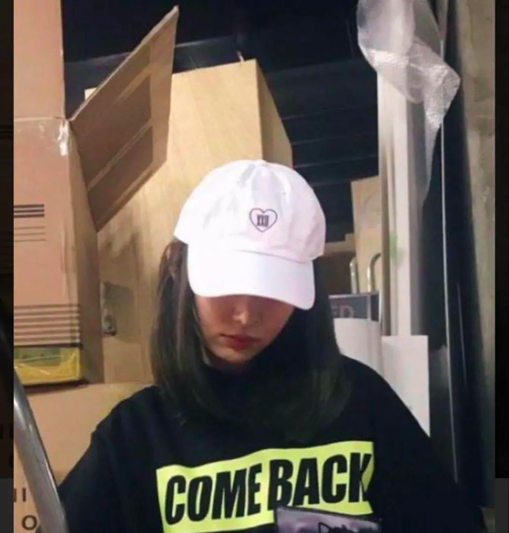 【新品未開封】Herlipto HLT Emblem Cap Her lip to Ice Cream / ハーリップトゥ アイスクリーム