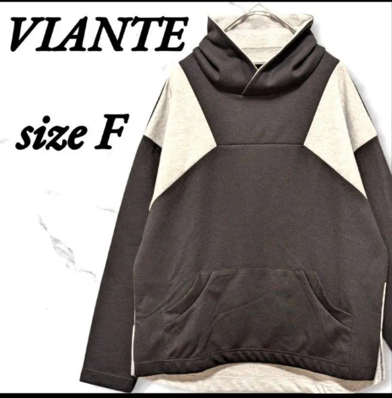 Thumbnail of Vianne Long Sleeve Cut and Sew High Neck Slit F Two-tone Pocket Comfortable to Wear