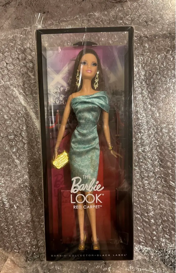 Barbie - バービー人形　LOOKS　新品未使用未開封　白　レア バービー シグネチャー ルックス ドール ＃20 新品未開封