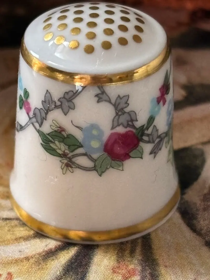 Thumbnail of England ◆ Minton Thimble Bone China ◆ Roses