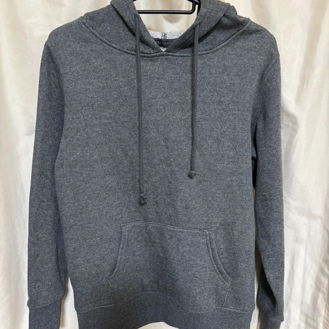 Thumbnail of Gray hooded sweatshirt, size M