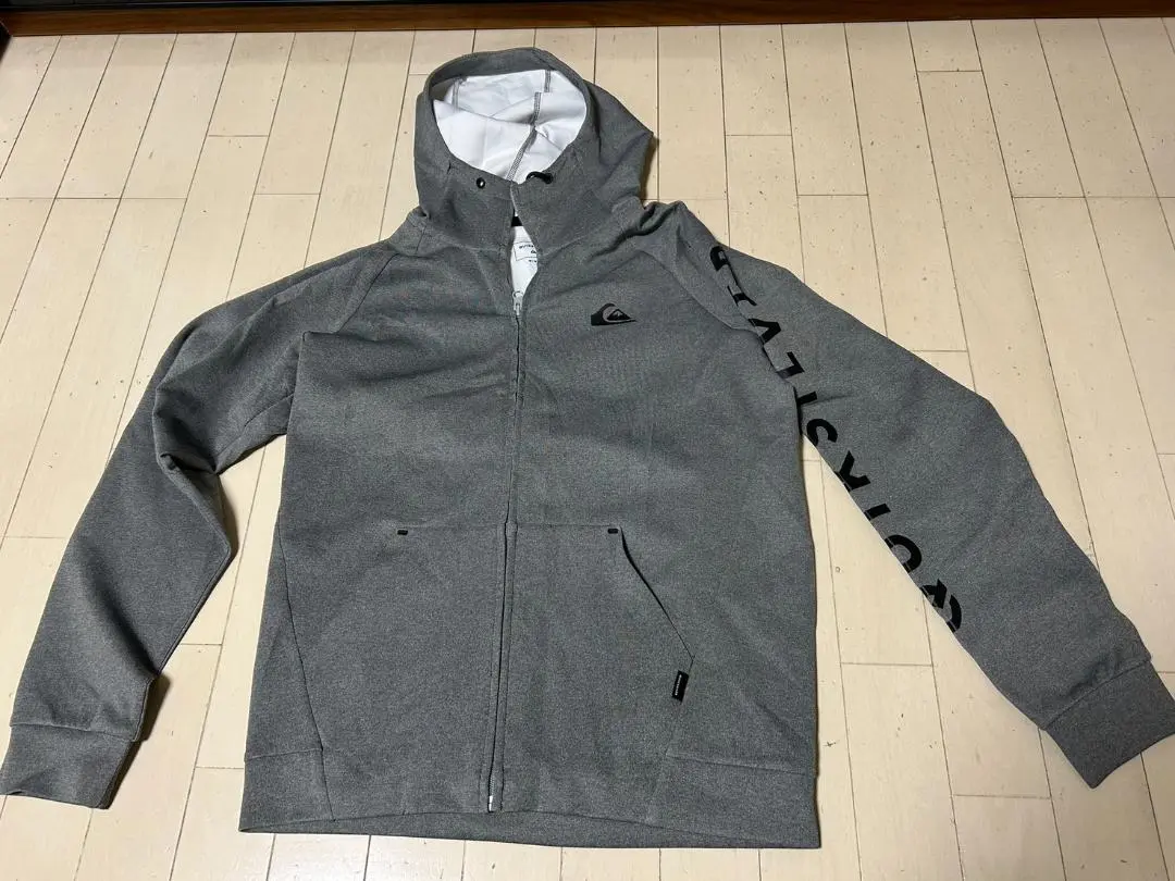 Quiksilver ジャージ上下セット 2025年最新】QUIKSILVER ジャージ上下セットの人気アイテム