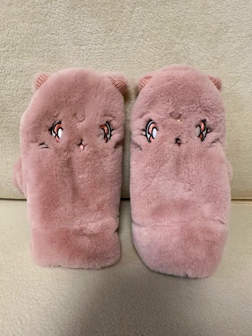 Thumbnail of Sailor Moon Luna Mocomoco Gloves