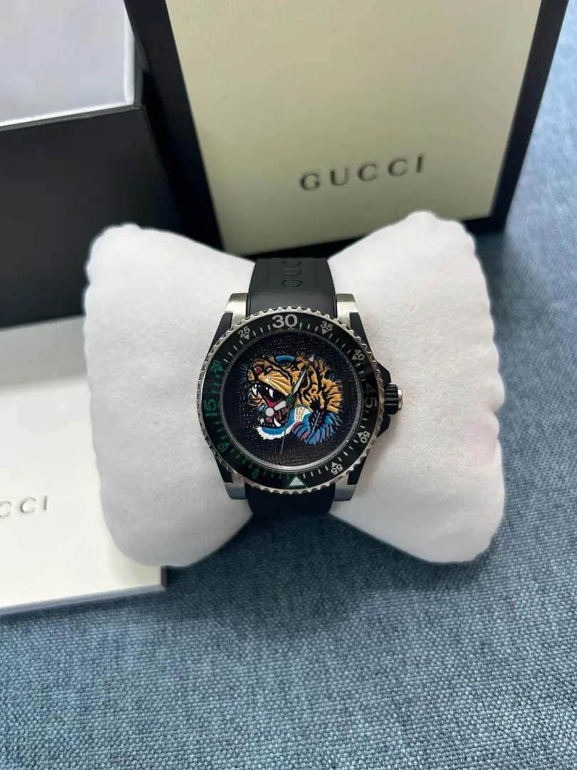 GUCCI 腕時計　タイガー　レザー 2025年最新】gucci タイガー 時計の人気アイテム - メルカリ