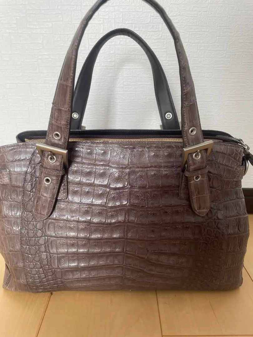 Thumbnail of NATURAL ESSENCE Hand Premium Fuscus