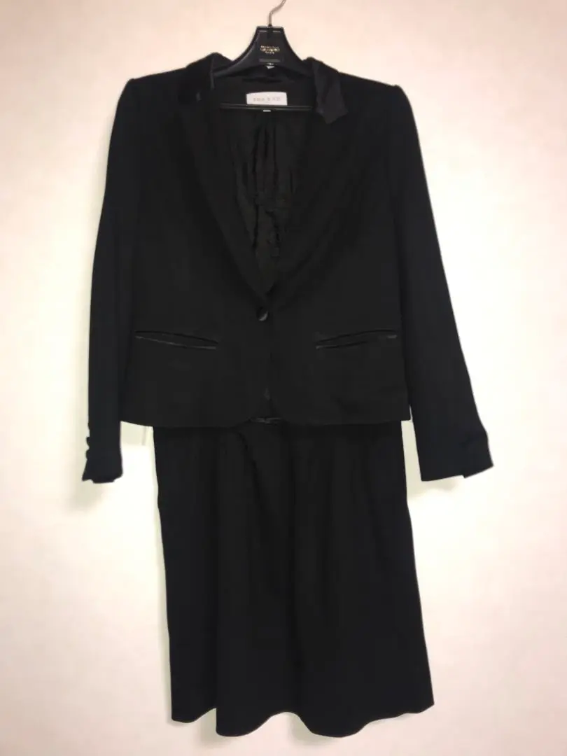 PAUL&JOE  ポールアンドジョー　スカートスーツ　38 PAUL&JOE ポールアンドジョー パスケース リール付き pja-w974