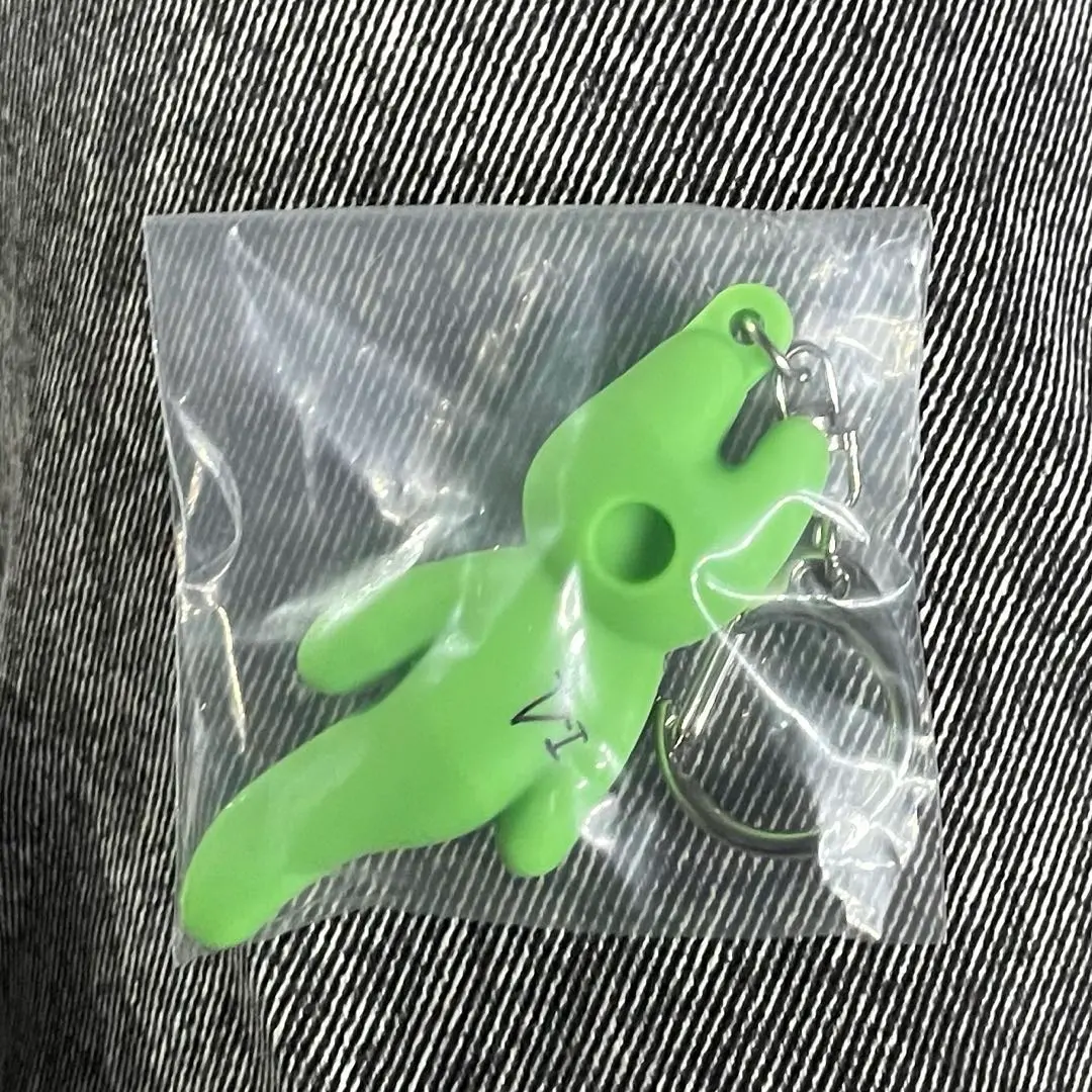 菅田将暉 レア 初期グッズ ピックキーホルダー 缶バッジ ペンケース まとめ売り 菅田将暉 レア 初期グッズ ピックキーホルダー 缶バッジ ペン