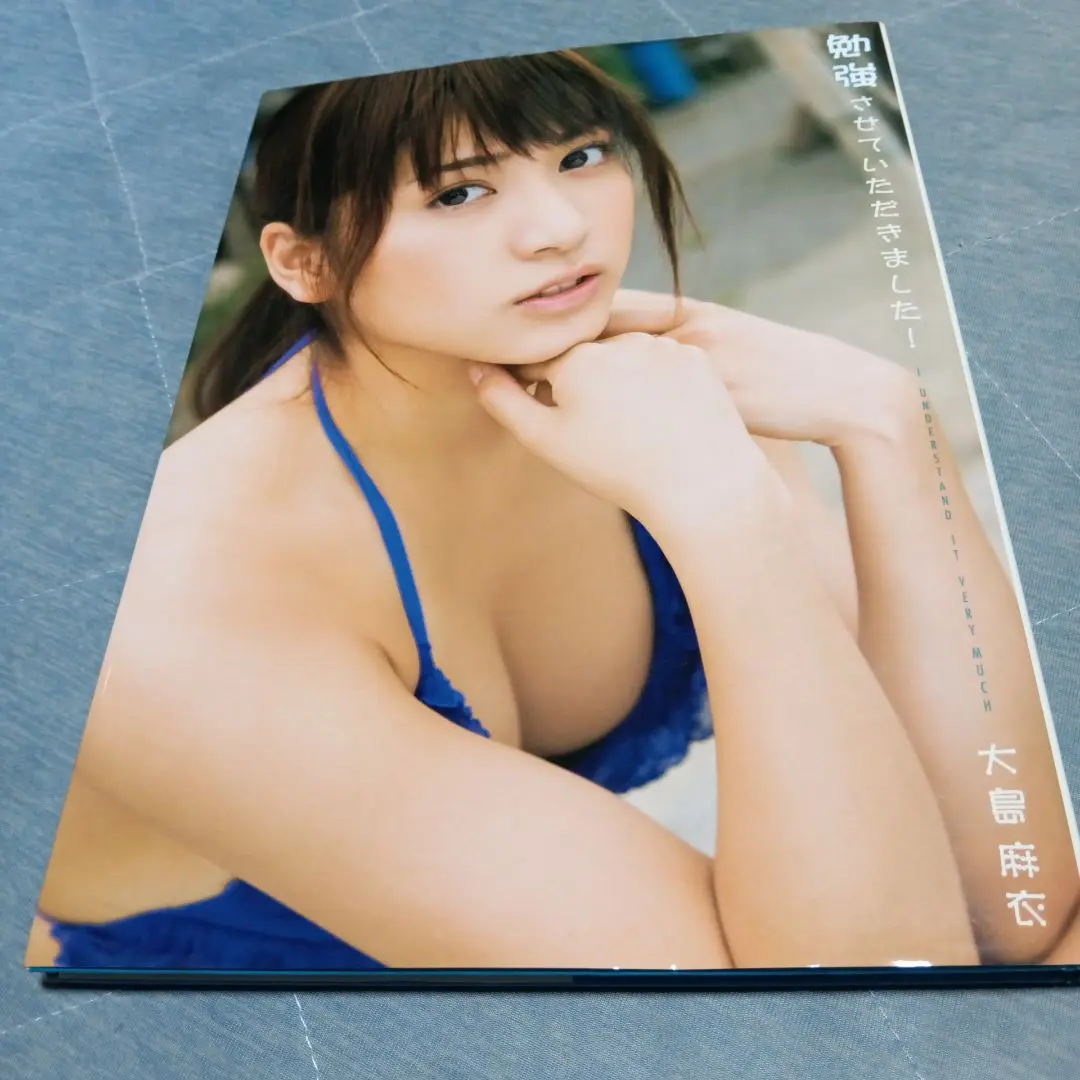 AKB48 さくら堂 2009　大島麻衣 直筆サインカード　60枚限定 AKB48 大島麻衣 2009 さくら堂 トレカ アイドル カード 水着 40