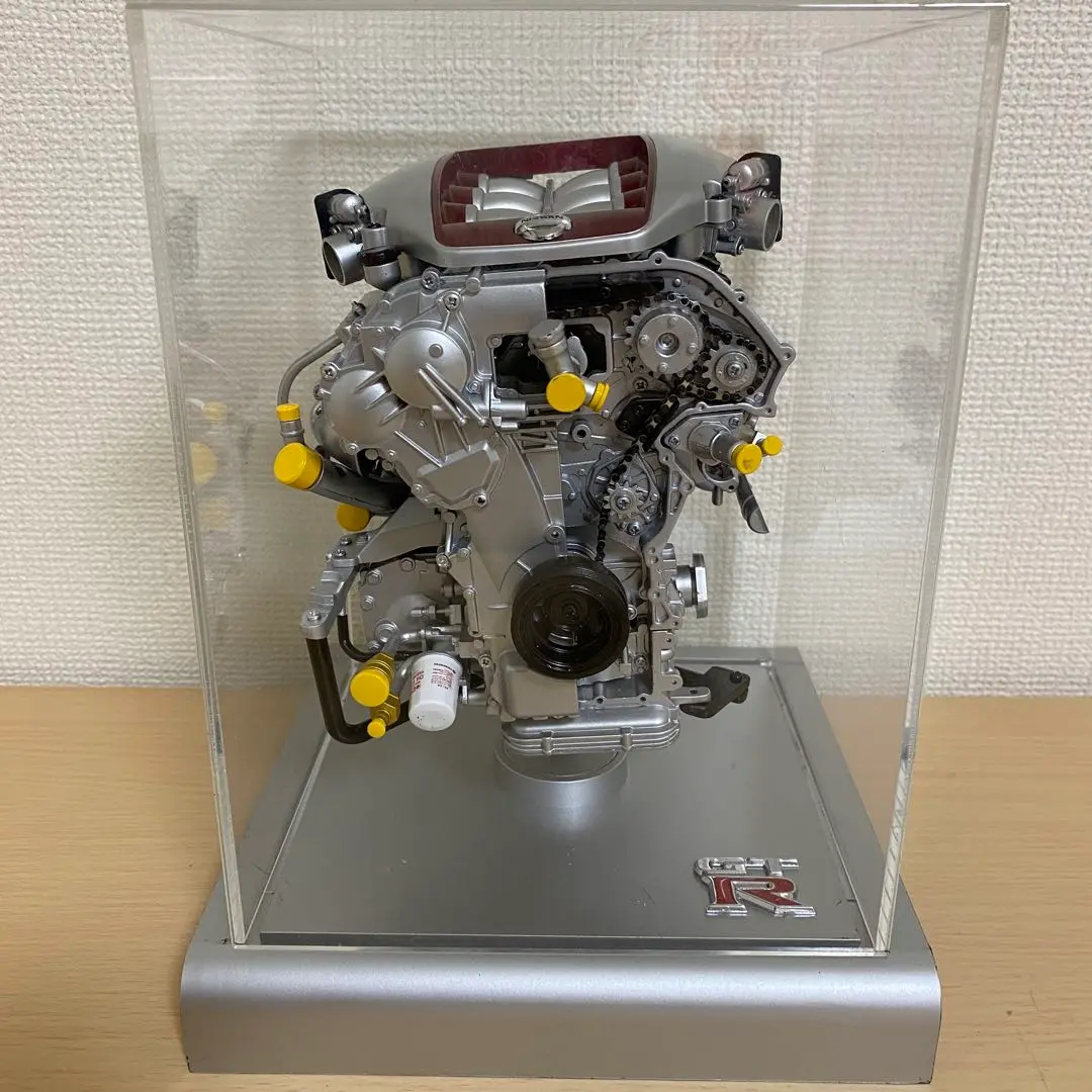てる【ジャンク】イーグルモス週刊GT-R完成品ケース付き 一部予約販売】 R35 NISSAN 完品イーグルモス GTーR