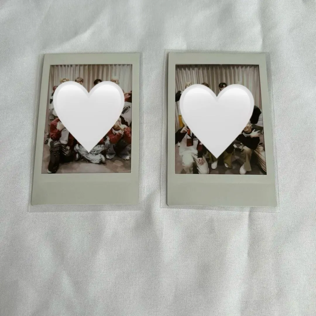 Thumbnail of BUDDiiS Cheki (group photo)