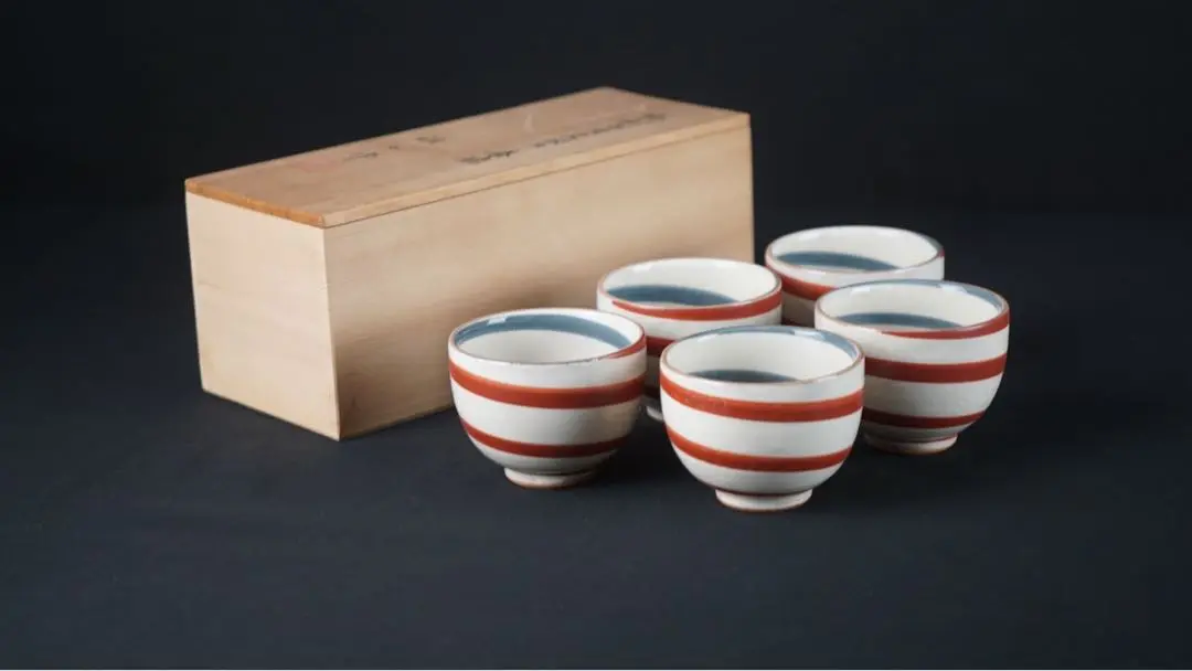 中島正雄作　黄瀬戸　茶碗　共箱　共布　略歴付　茶道具 中島正雄作 黄瀬戸 茶碗 共箱 共布 略歴付 茶道具