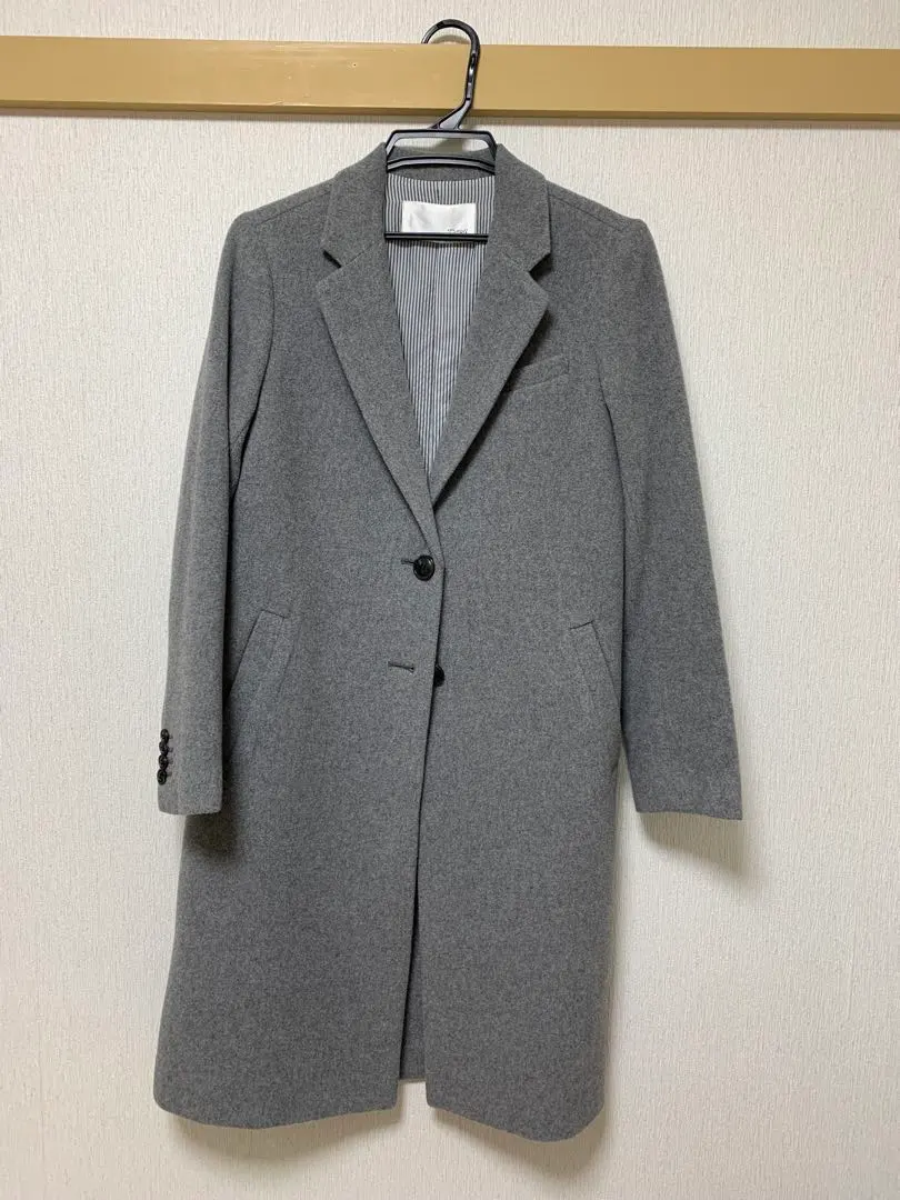 Thumbnail of Gray coat, wool blend