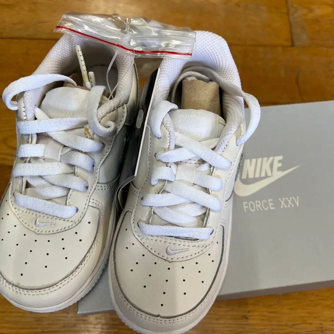 りなりな　NIKE AIR FORCE XXV SP りなりな様専用 NIKE AIR FORCE XXV SP - メルカリ