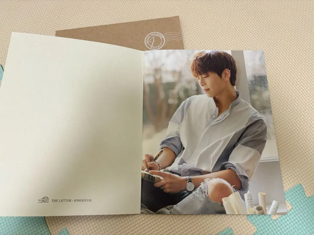 【限定出品】SHINee ジョンヒョン The Letter グッズ 新品未開封 SHINee ジョンヒョン the letter うちわ - メルカリ