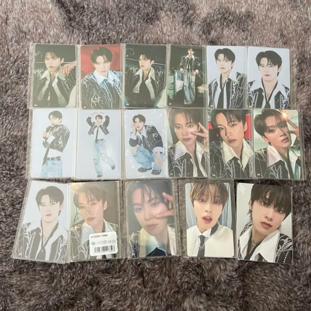 Thumbnail of Junki Kono Lentre (trading card)