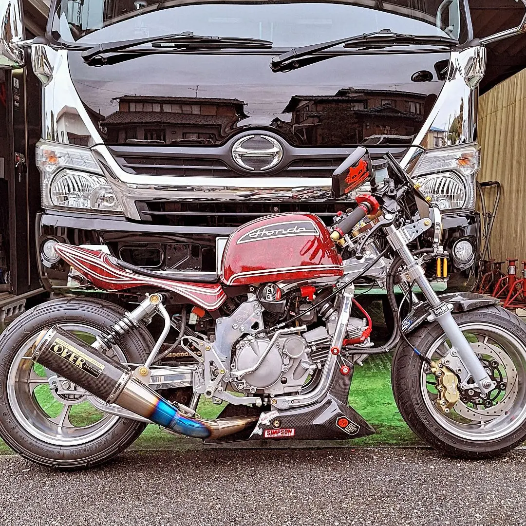 HONDAモンキー純正タンクカスタムペイント糸模様キャンディー