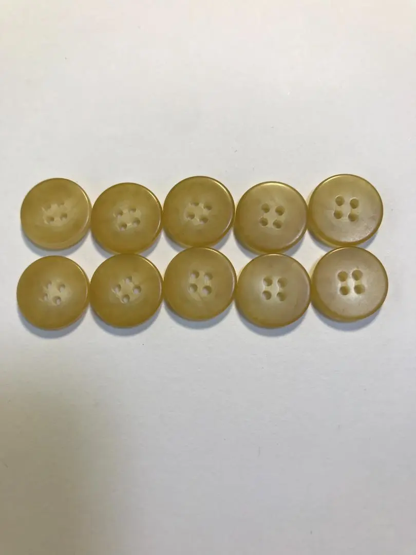 Thumbnail of BT016 Resin button Beige Flat with 4 holes 15mm 10 pieces