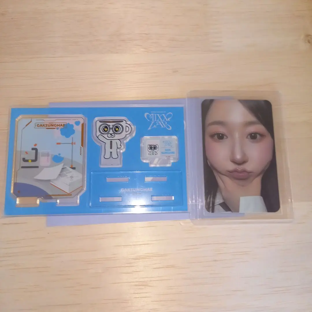 NMIXX へウォン　ファンコン　アクスタ　開封済み Nmixx へウォン ファンコン アクスタ（新品）