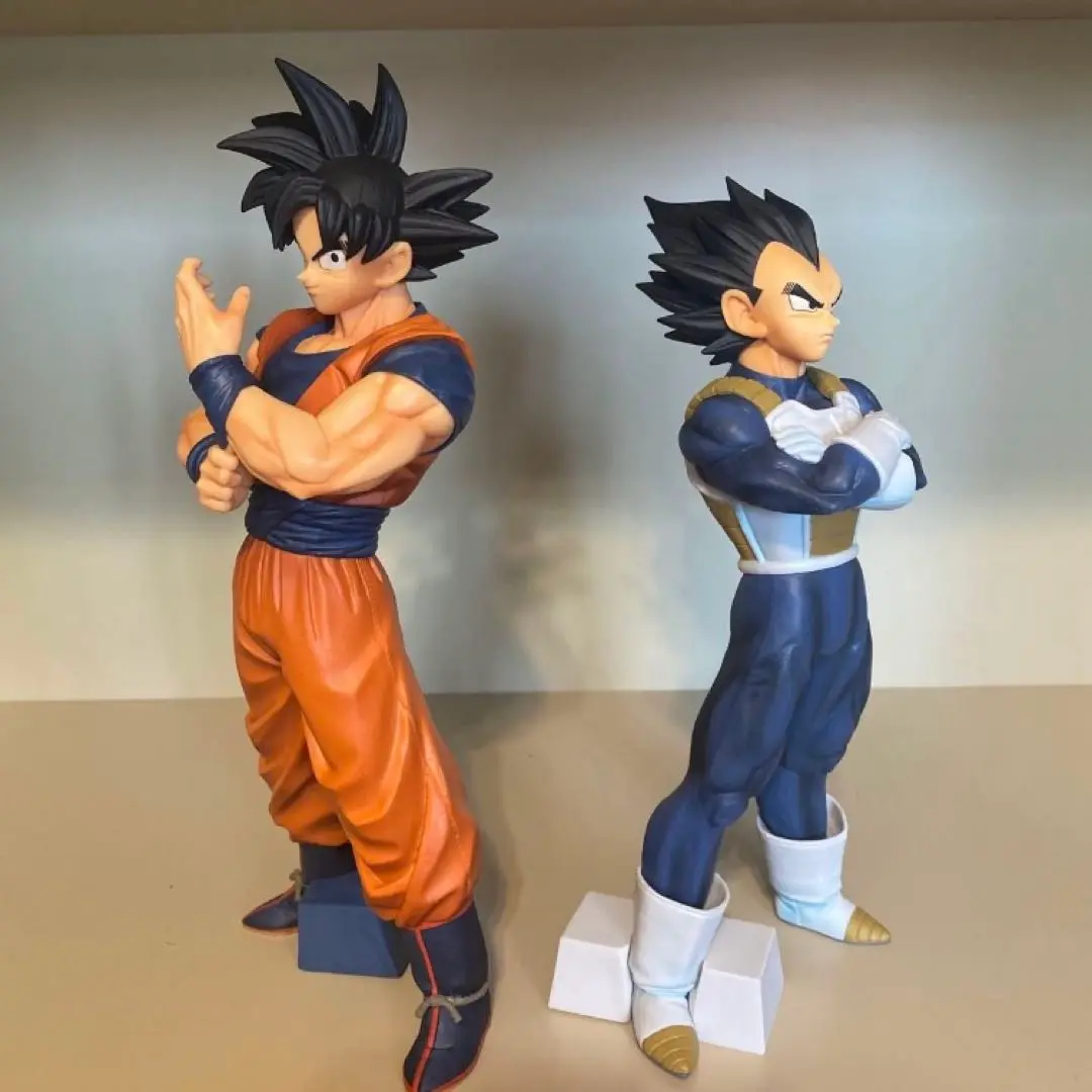 国内正規品　ドラゴンボール 孫悟空 ベジータ ストロングチェインズ 2体セット 一番くじ ドラゴンボール ストロングチェイン 孫悟空 ベジータ