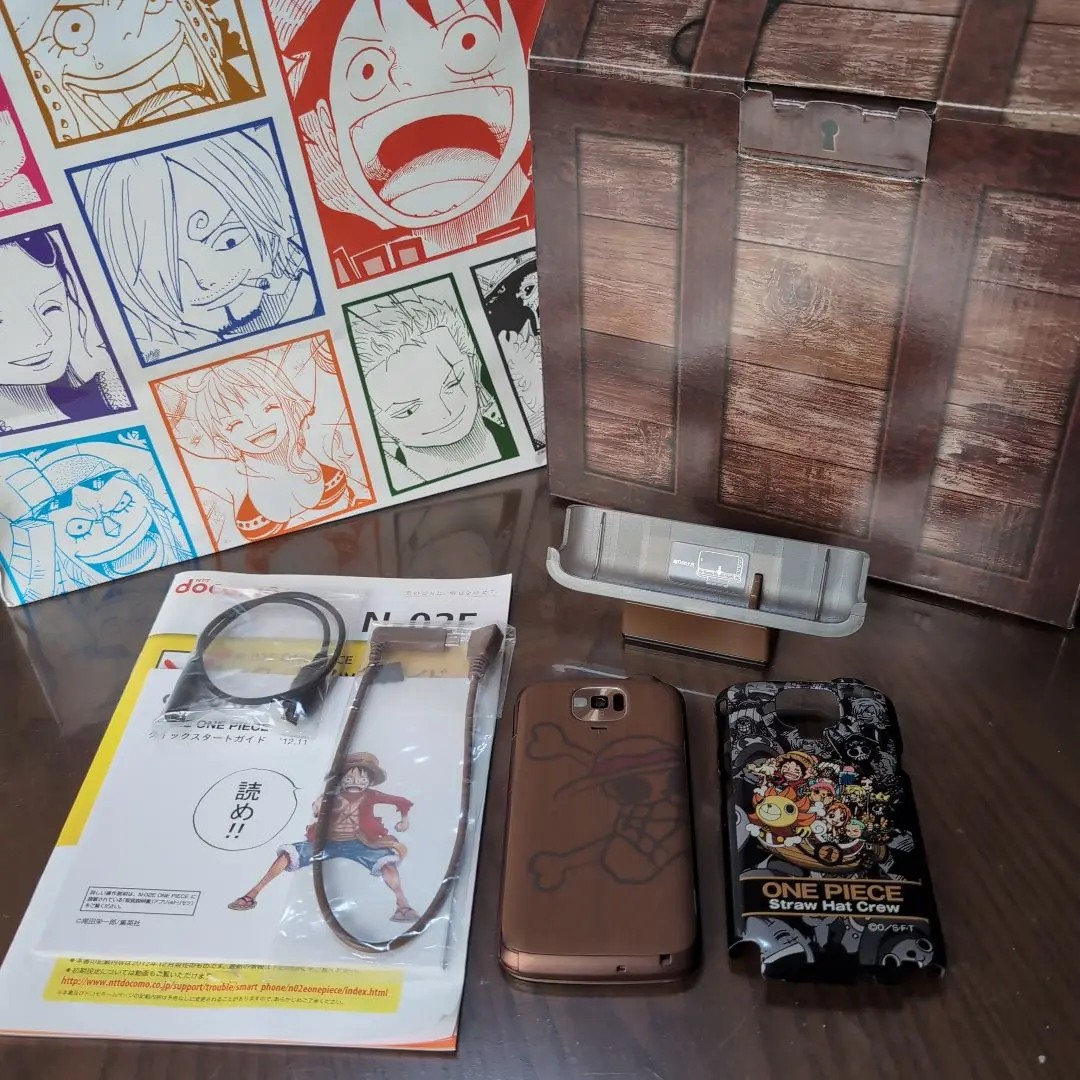 【美品】ドコモONE PIECEスマホ「N-02E ONE PIECE」 DOCOMO NEC N-02E ONE PIECE LIMITED EDITION ANDROID