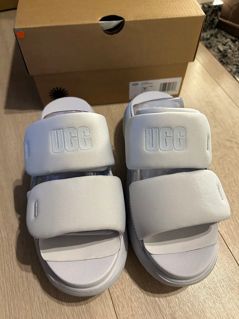 2025年最新】ugg la alto stitch whiteの人気アイテム - メルカリ