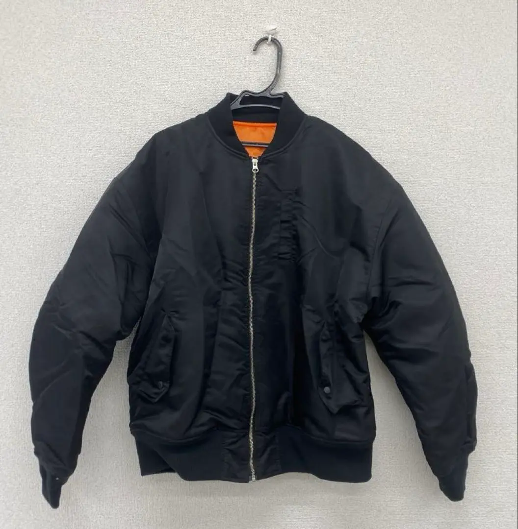 【着用２回のみ】RVCA メンズ MA-1 JACKET ブルゾン アウター 楽天市場】SALE!ルーカ メンズ MA-1 ジャケット RVCA BACK RVCA