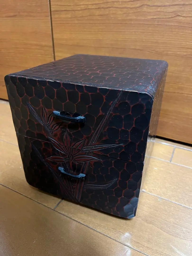 鎌倉彫り　佐藤恵仙作品　桐タンス　和箪笥　着物保管　高級 鎌倉彫 整理ダンス (桐箪笥)（鎌倉彫り 佐藤恵仙作品 桐タンス