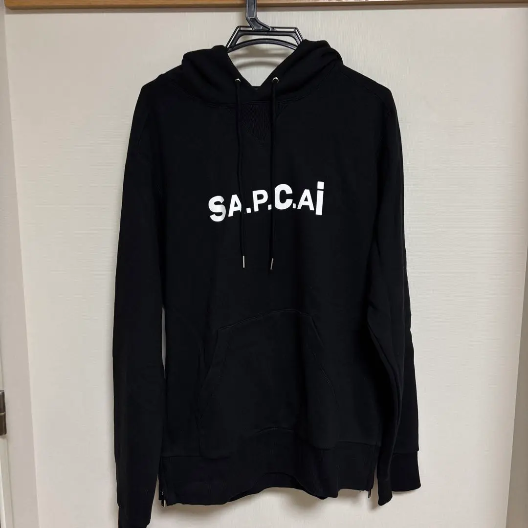 コウメイ　sacai APC コラボパーカー フーディー アーペーセー a.p.c×sacai sapcai パーカー - メルカリ