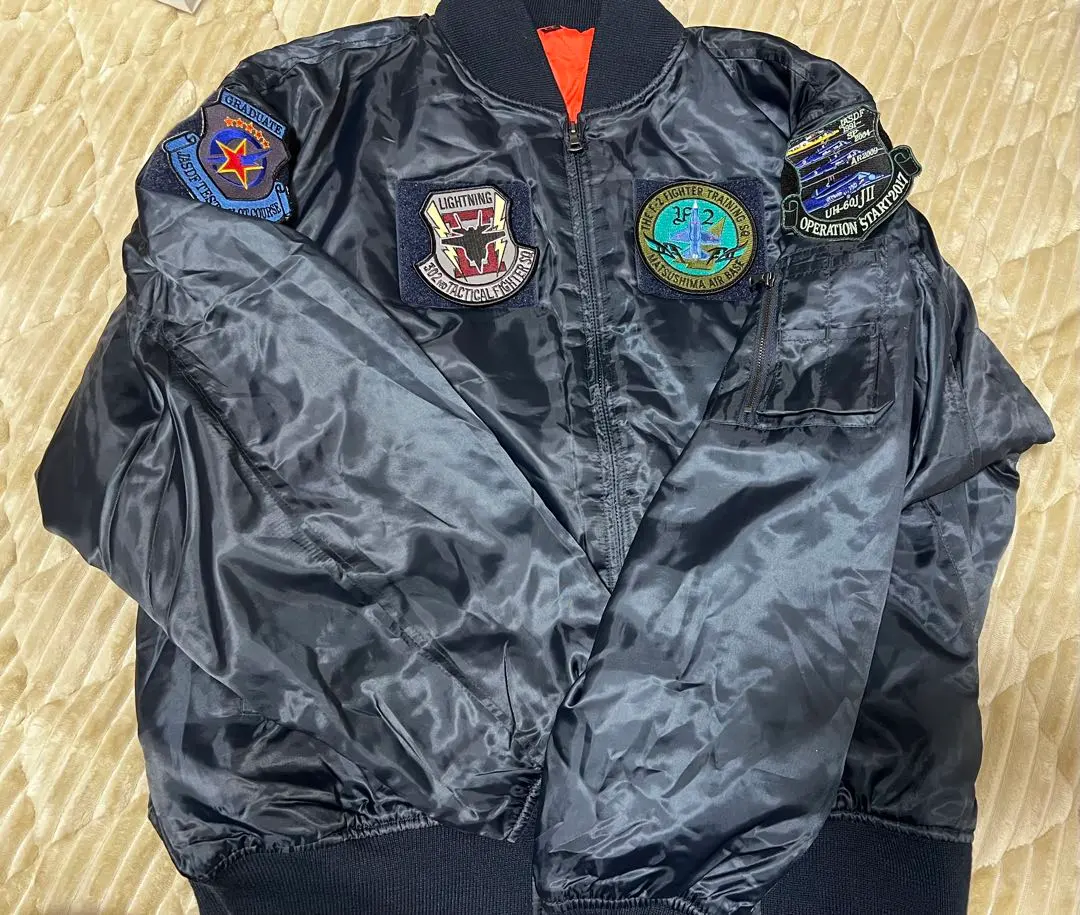 藍色衝擊波 MA-1飛行夾克 海軍藍色 附臂章 的縮圖