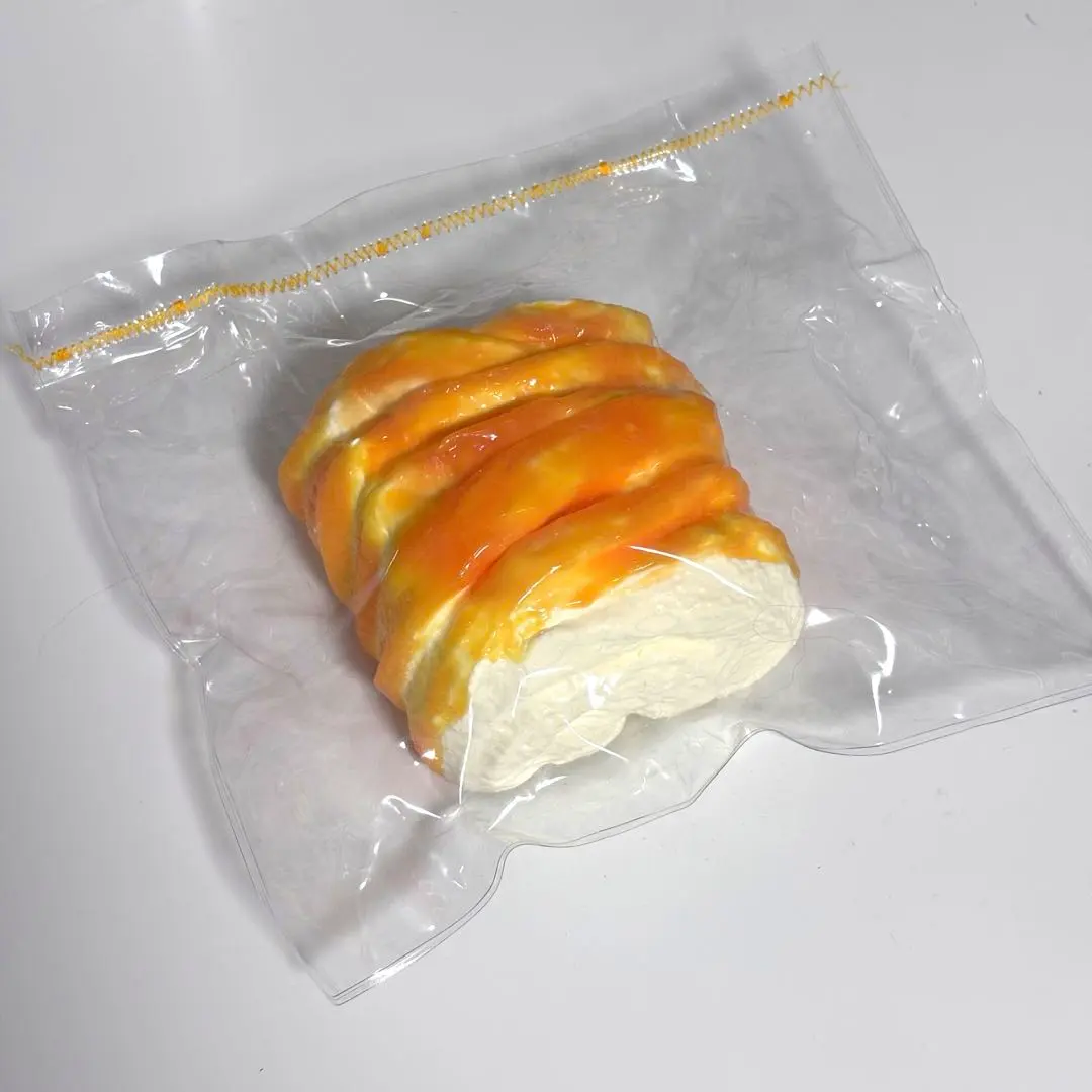 海外Squishy 光滑麵包 奶油感 捏捏 的縮圖