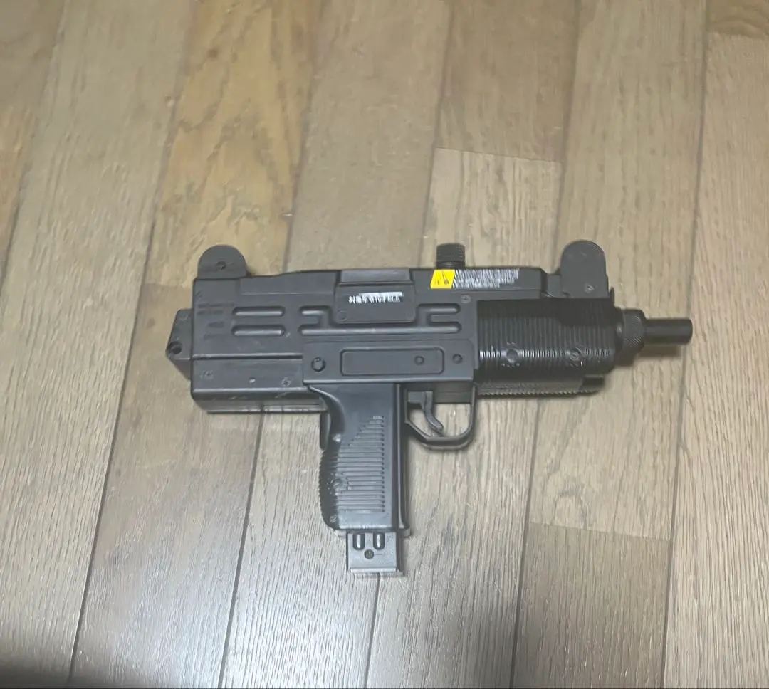 【超美品】東京マルイ　UZI SMG UZI SMG (対象年齢10歳以上) Mini電動ガン 東京マルイ製 - お