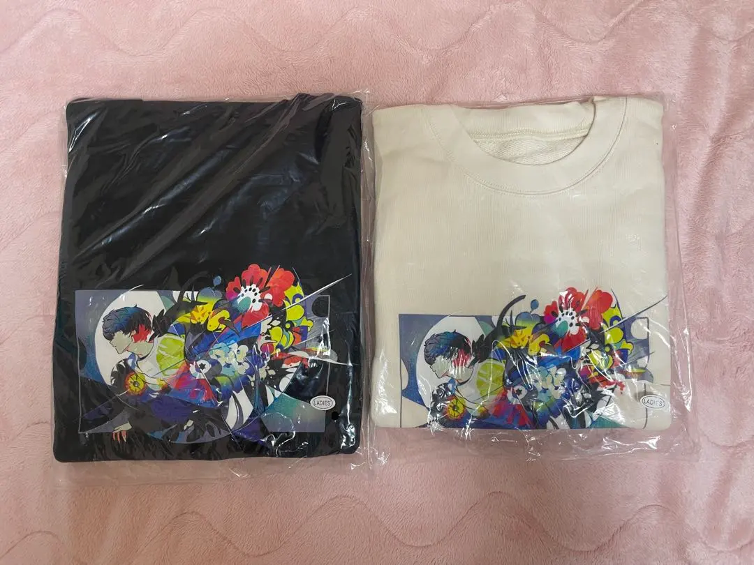 Thumbnail of TOP4 in TOKYO DOME Kiyoneko Sweatshirt (Black and Beige Set)