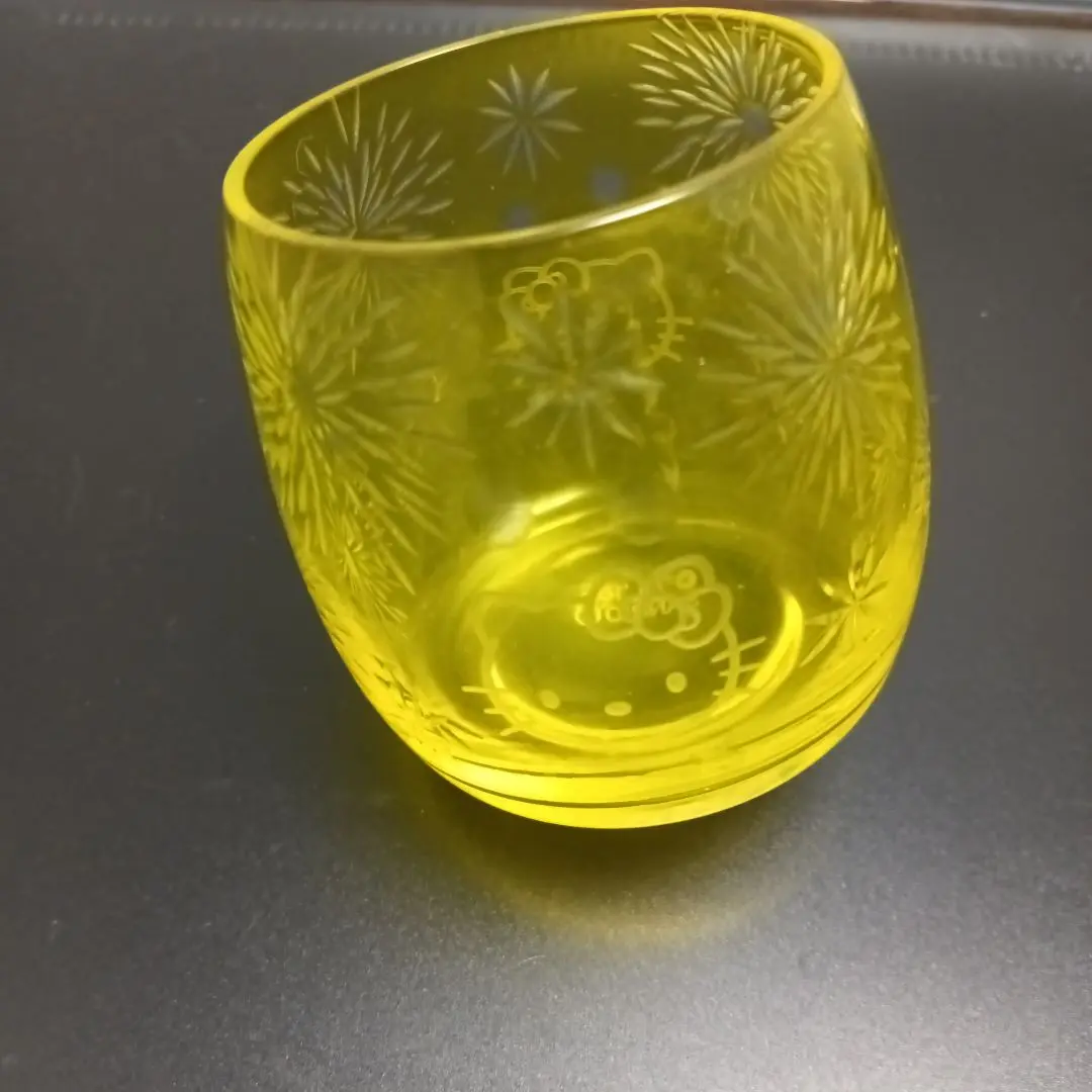 ハローキティグラス　ジョッキ　切子　食器まとめ売り② ハローキティグラス ジョッキ 切子 食器まとめ売り② マグカップ