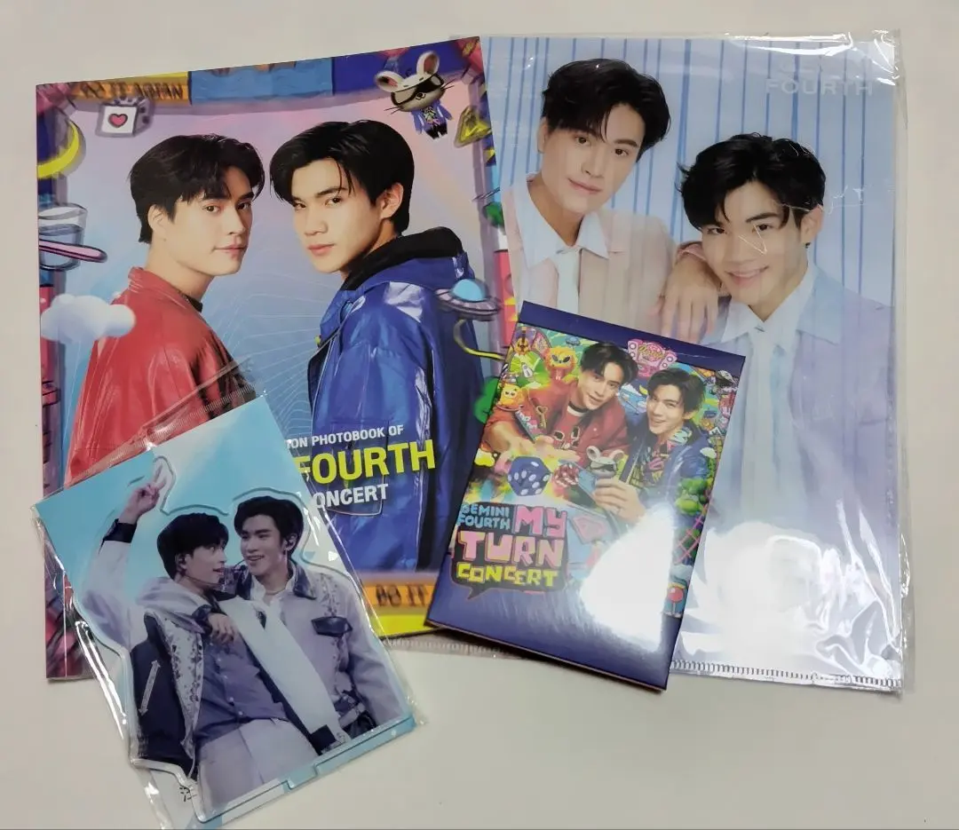 【新品未開封】GeminiFourth GMMTV公式フォトブック写真集 Amazon.co.jp: GeminiFourth GMMTV Official Photo Book Photo
