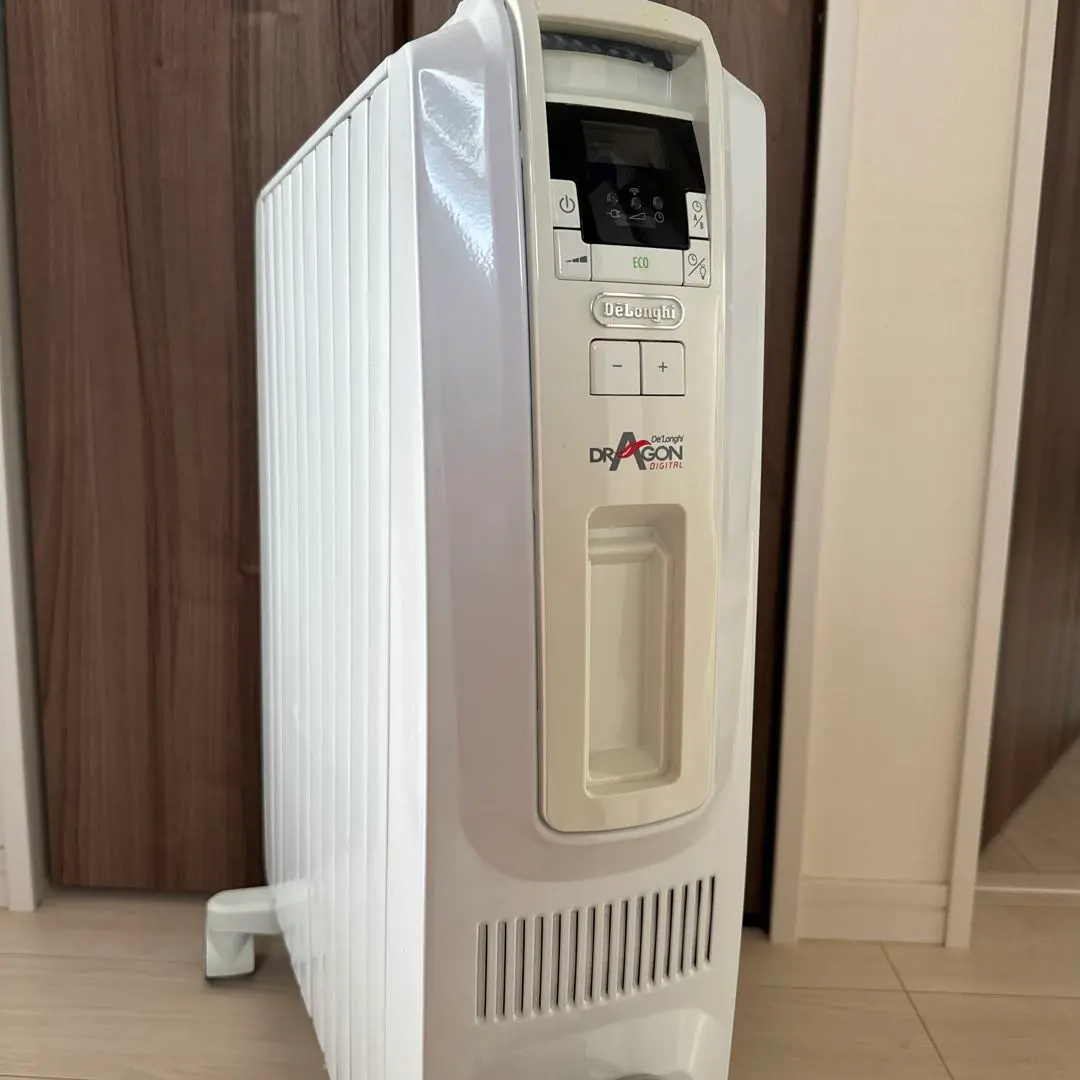 ⭐️状態良好⭐️ デロンギ ドラゴン デジタル オイルヒーター DDQ0915 Amazon | DeLonghi Dragon Digital 【 DDQ0915-WH 】 デロンギ