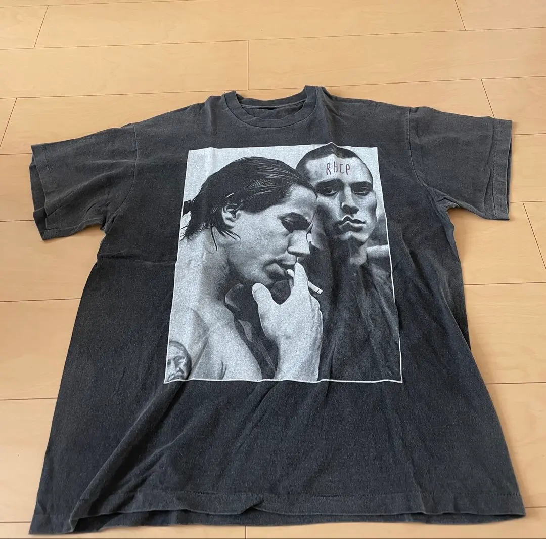 Thumbnail of Red Hot Chili Peppers RHCP Bootleg T-shirt, Size L (approximate)