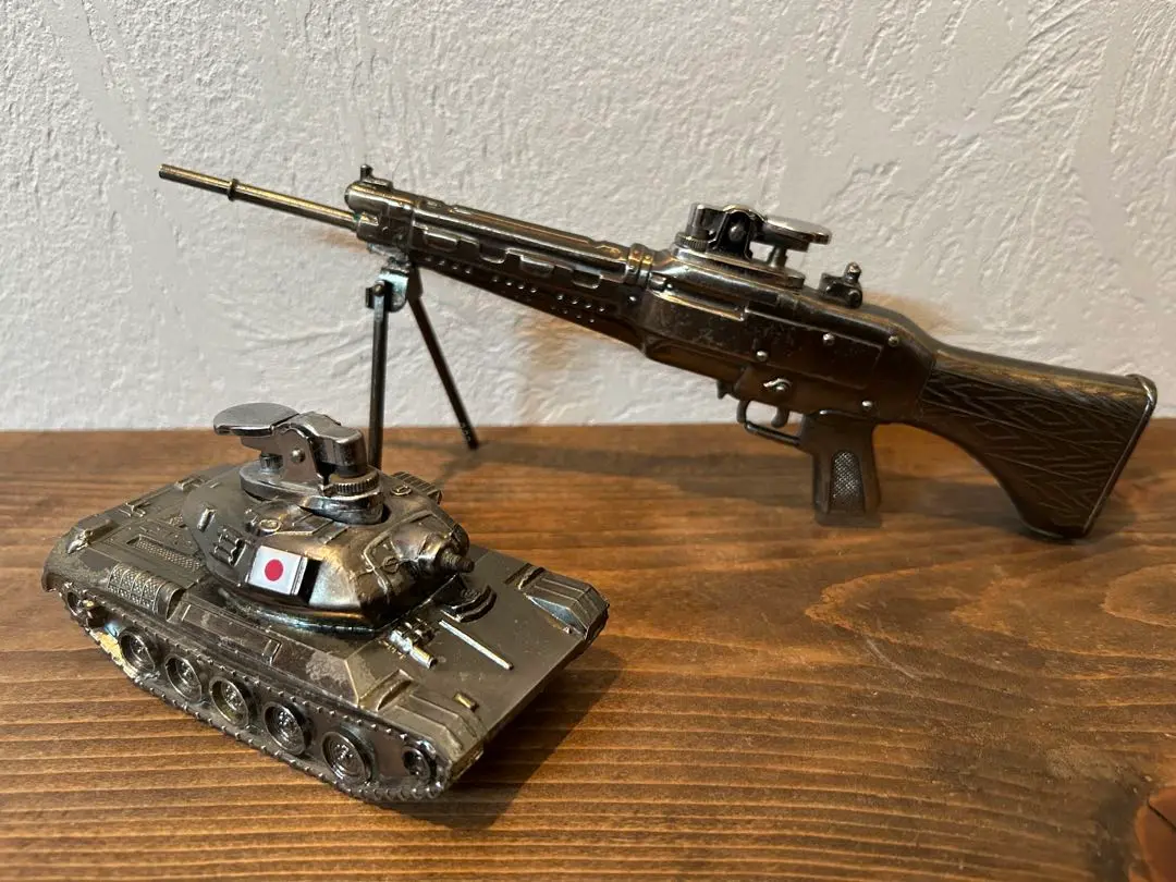 金属製ライフル型　金属製74式戦車型卓上ライター　セット　レトロ　アンティーク 2025年最新】74式戦車 ライターの人気アイテム - メルカリ