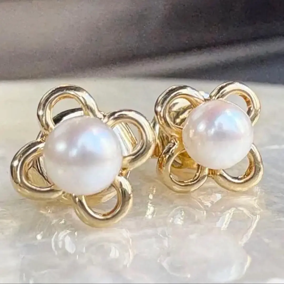 ほぼ未使用！MIKIMOTO ミキモト　ベビーパールピアス（約5.2mm） pe-1775pu_dl_800.jpg