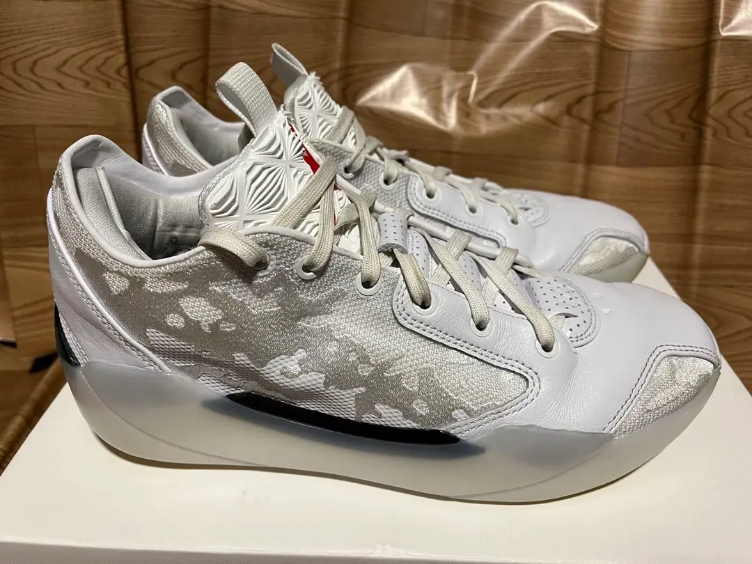 Thumbnail of AIR JORDAN 39