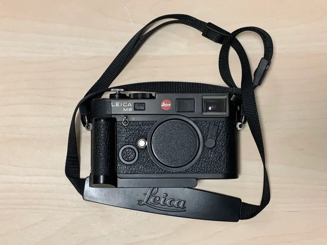 【整備済・美品】ライカ Leica M6 TTL 0.58 ブラック 心地よい緊張感と集中力を】Leica M6 TTL 0.58 ブラックボディ