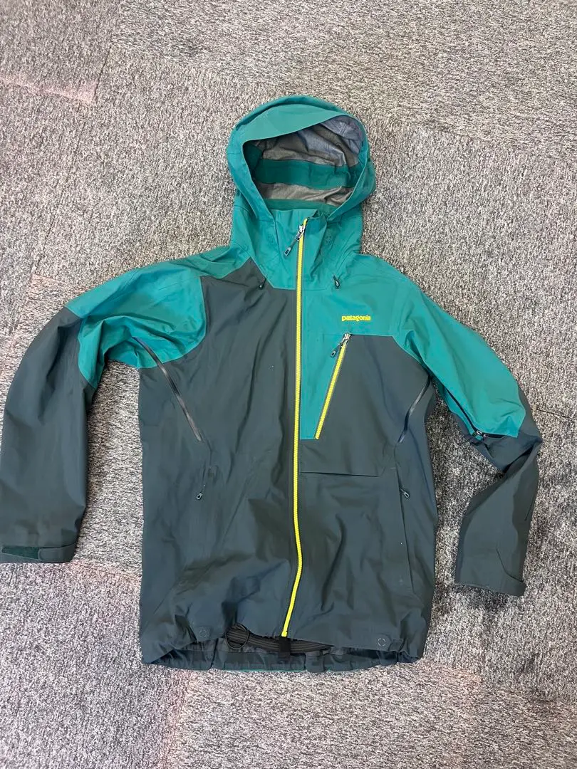 パタゴニア スノードリフタージャケット　中古　Sサイズ patagonia パタゴニア スノードリフタージャケット メンズ