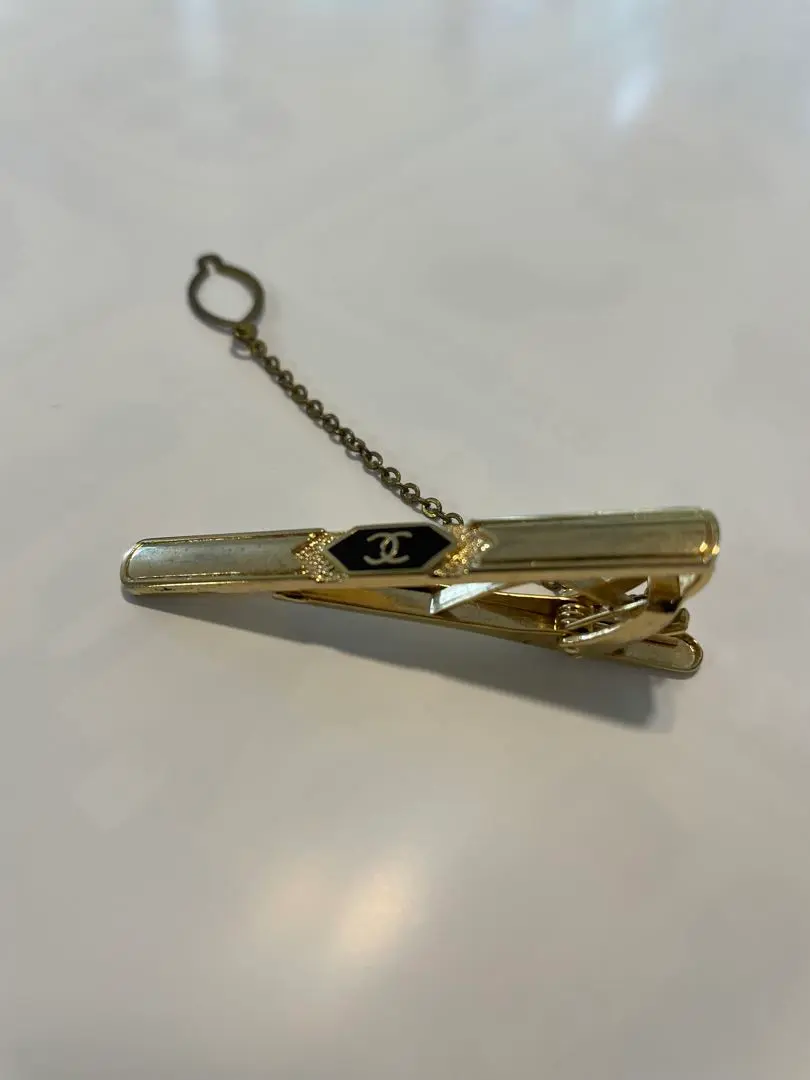 シャネル 18K GF ゴールド ネクタイピン チェーン付き ヴィンテージ CHANEL - CHANEL ネクタイピンの通販 by PⅡ shop｜シャネル