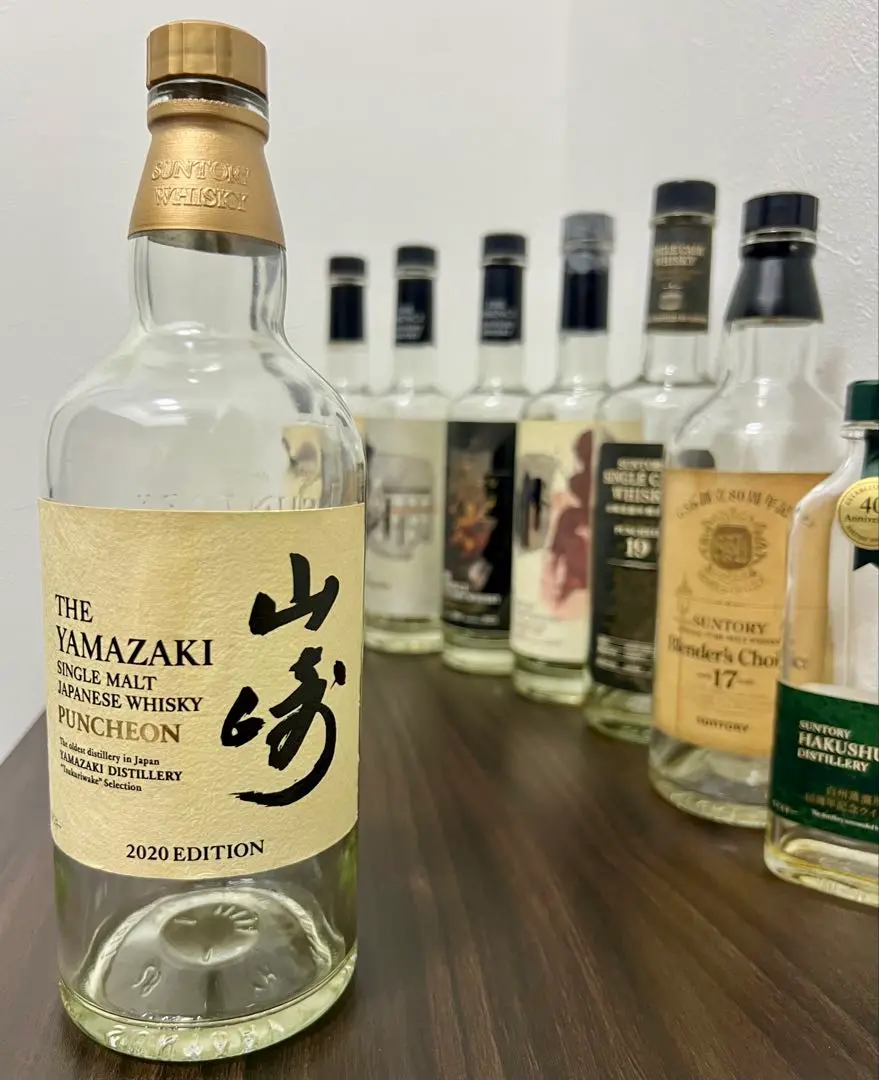 SUNTORY 白州蒸溜所 樽出原酒 8年熟成 190ml 2025年最新】樽出原酒 白州 8年の人気アイテム - メルカリ
