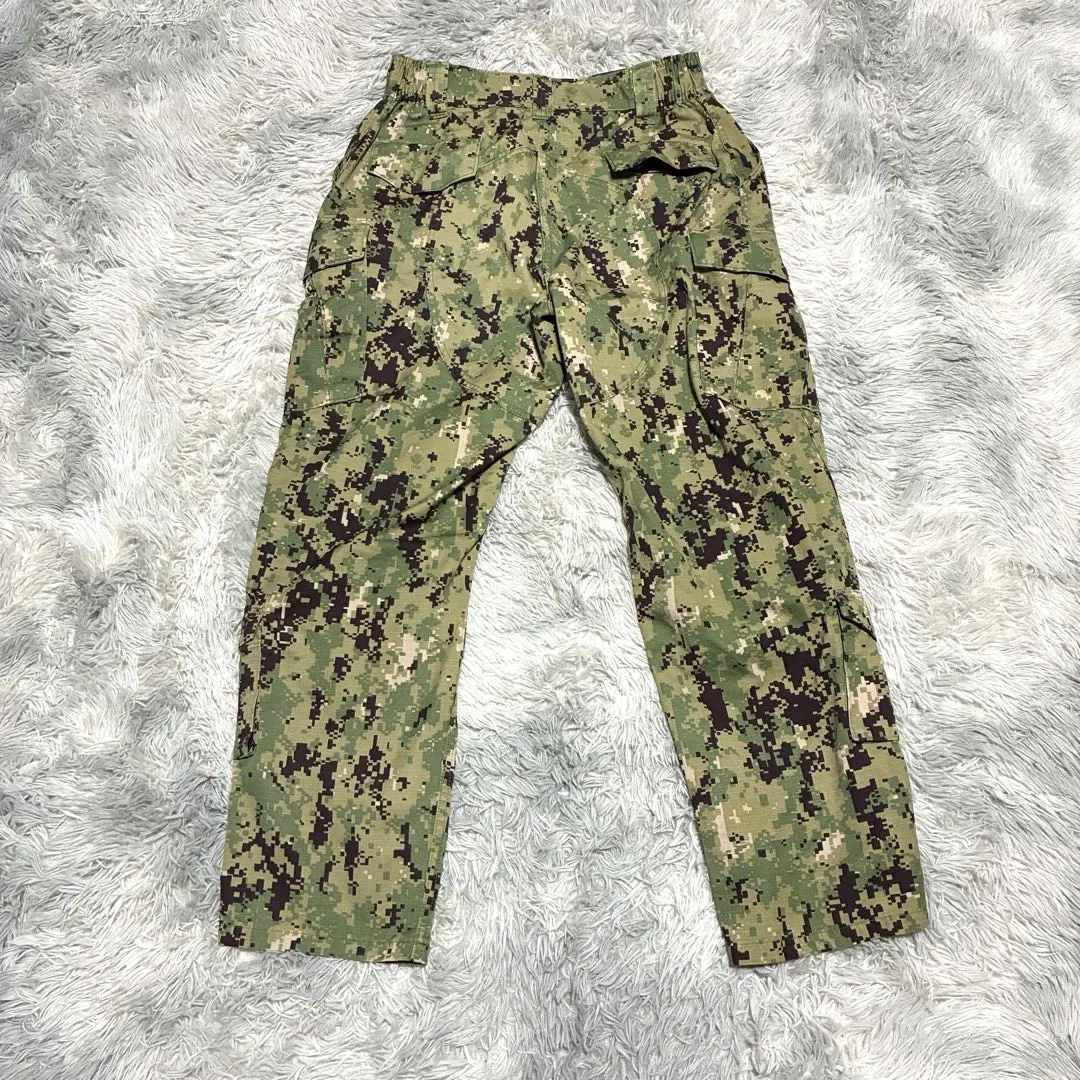 米軍放出品　実物　希少　海軍　AOR2 ズボン　パンツ　ラージサイズ　Lサイズ MILITARY 実物 新品 米軍 AOR2 NWU TYPE III コンバットパンツ