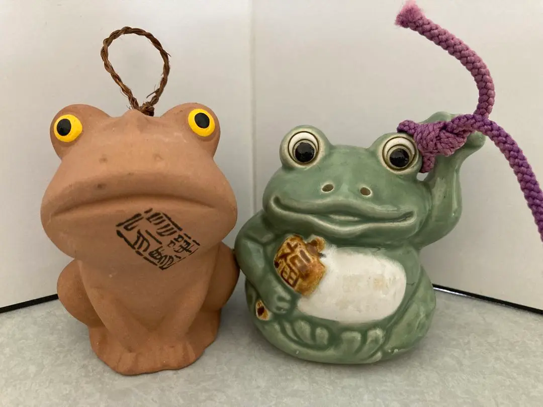 Thumbnail of Set of 2 frog wind chimes