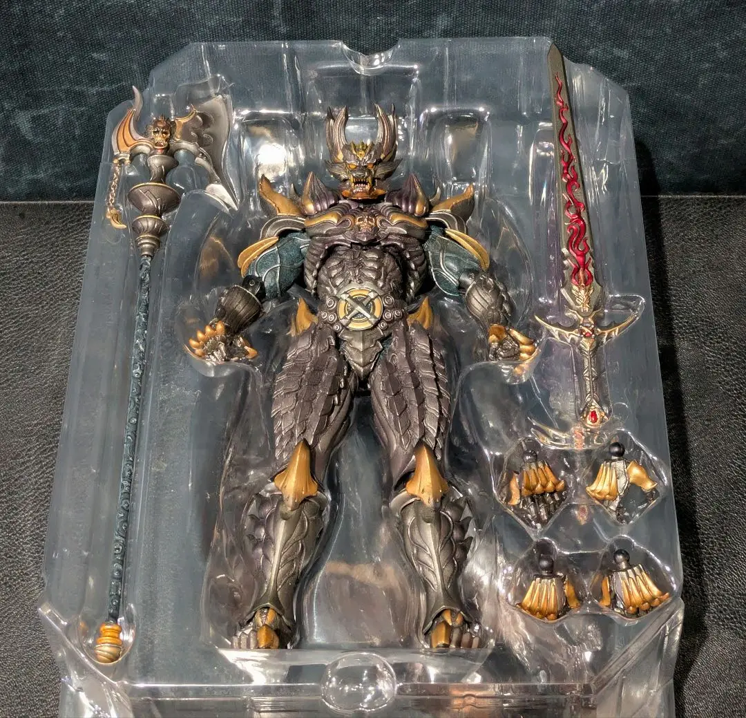 BANDAI - BANDAI バンダイ/魔戒可動 暗黒騎士キバ 「牙狼＜GARO＞」 フィギュア/Sランク/69【中古】 魔戒可動 暗黒騎士 キバ | 魂ウェブ